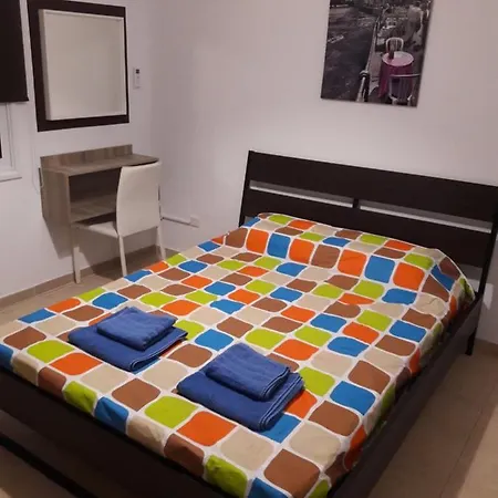 Holiday Home לרנקה